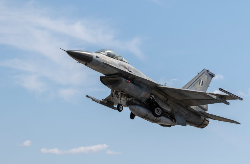 Στο επίκεντρο τα F-16 Block 30 για την αναβάθμιση τους σε Block 52+