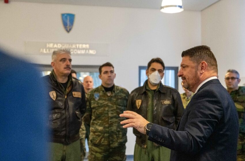  Ο ΥΦΕΘΑ Νικόλαος Χαρδαλιάς στη σύσκεψη Υπουργών Άμυνας “Ukraine Defence Contact Group”, στην Αεροπορική Βάση “Ramstein”της Γερμανίας