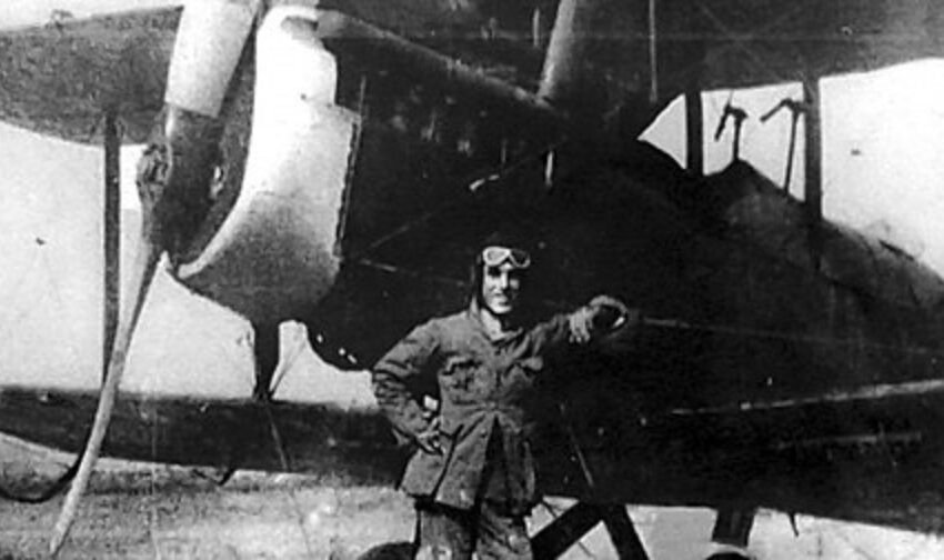  Σαν σήμερα χάνει την ζωή του ο Ανθυπολοχαγός Δημήτριος Γιανναρέλης με αεροσκάφος Gloster “Mars” VI Nighthawk