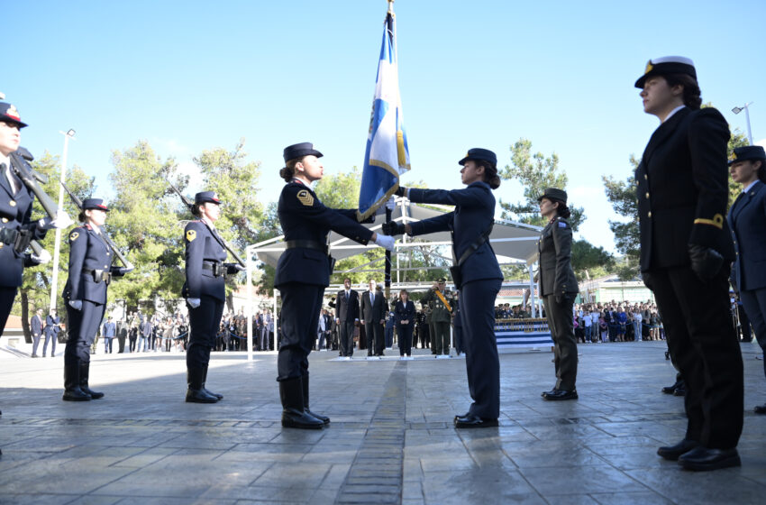  Επίδοση ξιφών για τους Αξιωματικούς της Σχολής Νοσηλευτικής [pics]