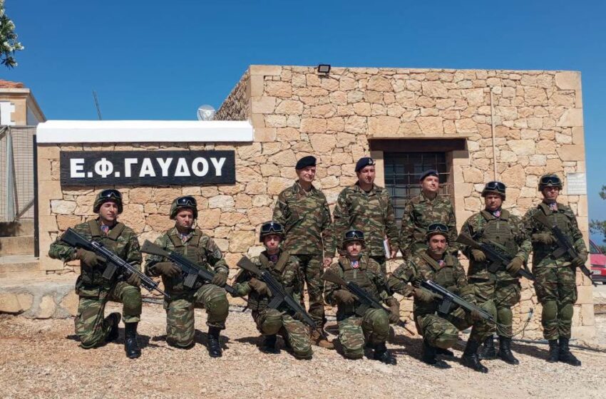  Στην Κρήτη ο Αρχηγός ΓΕΣ | Επιχειρησιακή εικόνα και επισκέψεις σε μονάδες και φυλάκια [pics]